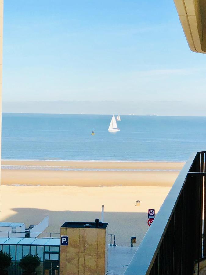 Design Appartement Empire Oostende المظهر الخارجي الصورة